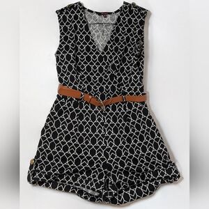 Xhilaration Black & White Geometric Belted Dress